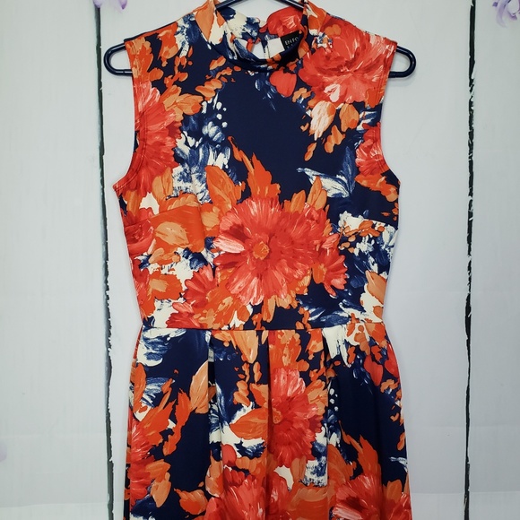 *SOLD*  Enfocus Studio Sleeveless Midi Dress 6 - Picture 4 of 7